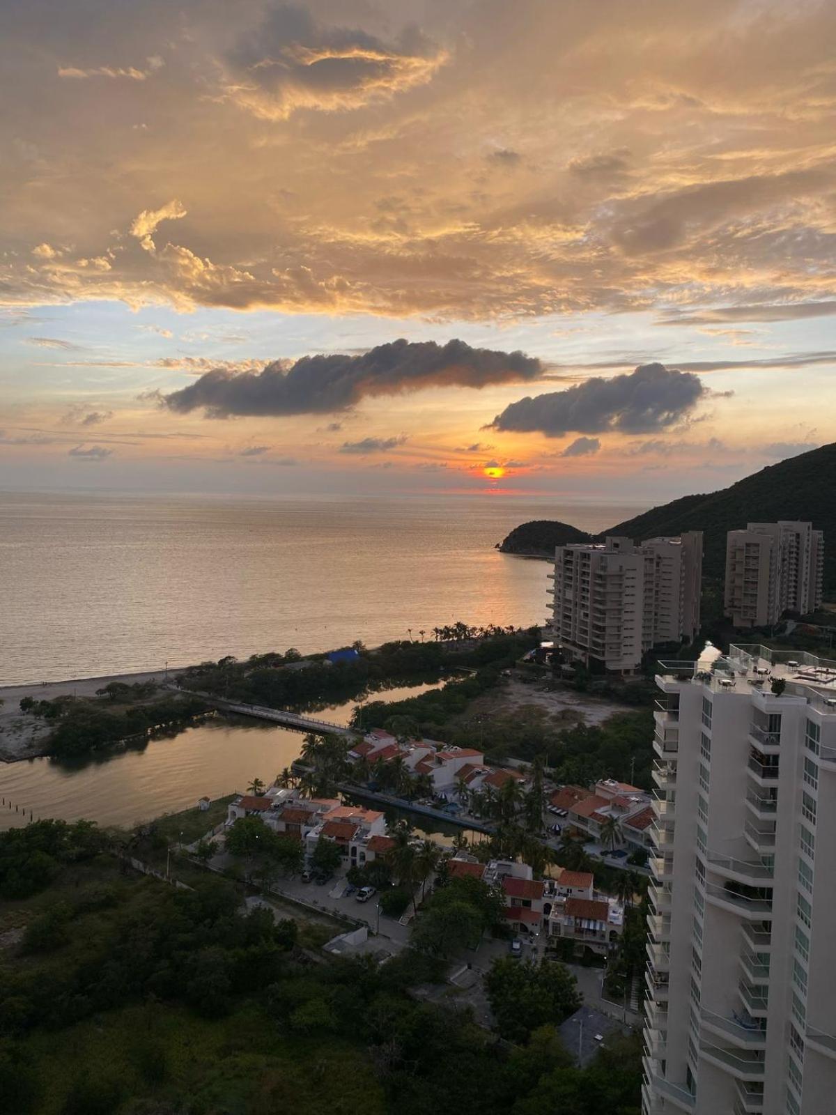 Apartamento En Samaria Club De Playa Gaira